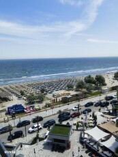 Mamaia Nord doua apartamente de camere la cheie ,vedere frontala mare