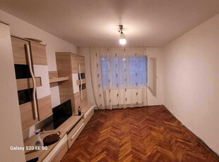 Vand apartament 2 camere parter Dacia