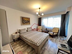 Apartament 2 camere, ultracentral , etaj 1