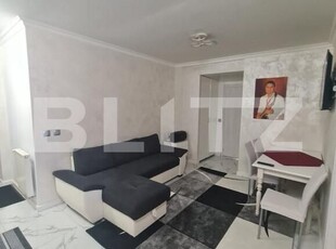 Apartament cu 3 camere, mobilat si utilat, aer conditionat, zona Florilor