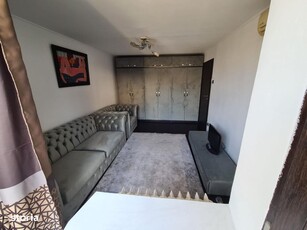 Apartament la alb cu 2 camere si 2 bai