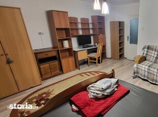 Apartament cu 3 camere de inchiriat