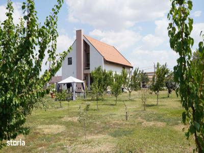 Casa individuala in Sacalaz: Eleganta, confort si gradina spatioasa!