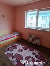 Apartament 2 camere etaj 4 cu pod