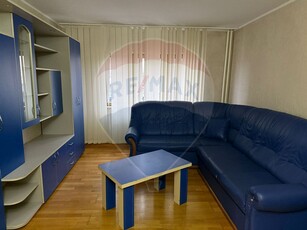 Apartament 2 camere inchiriere in bloc de apartamente Bacau, Banca Nationala