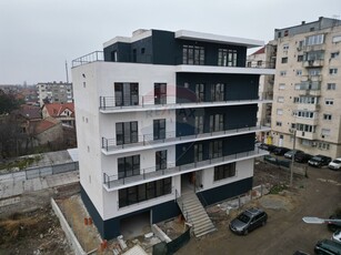 Apartament 2 camere vanzare in bloc de apartamente Arad, Intim