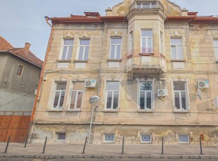 Apartament 2 camere vanzare in casă vilă Brasov, Centrul Istoric