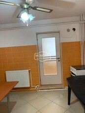 Apartament 2 camere zona Capat 1, parter