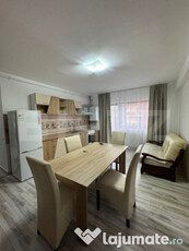 Apartament 3 camere, 60 mp, parcare, zona Stejarului