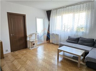 Apartament 3 camere de vanzare Titan