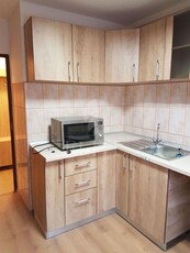 Apartament 3 camere in zona INTRE LACURI