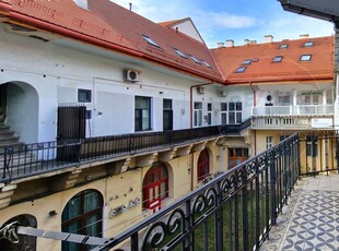 Apartament 3 camere vanzare in casă vilă Cluj-Napoca, Ultracentral