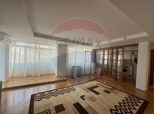 Apartament 4 camere inchiriere in bloc de apartamente Bucuresti, Baneasa