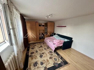 Apartament cu 1 camera | 42 mp | Zona Strazii Taberei