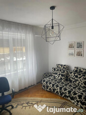 Apartament cu 2 camere,zona Tractorul