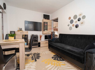 Apartament cu 3 camere