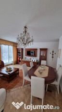 Apartament cu 4 camere, decomandat - zona Avantgarden