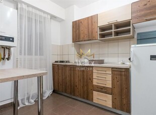 Apartament cu nisa de dormit, 42 mp + balcon, 200 m de FSEGA!