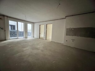 Apartament de 3 camere, 2 bai, 68 mp, zona Valea Garbaului