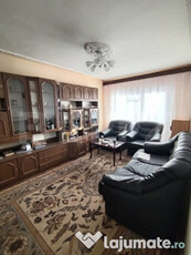 Apartament decomandat cu 2 camere, 50 mp, zona Ultracentral