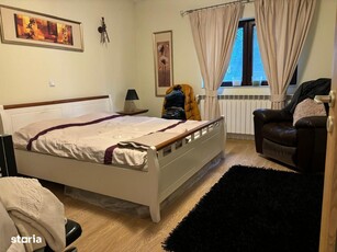 Casa cu 5 camere in zona Nicolina - T. Neculai