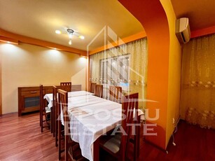 Casa individuala, 5 camere, PetFriendly, garaj, curte 300 mp, Mehala