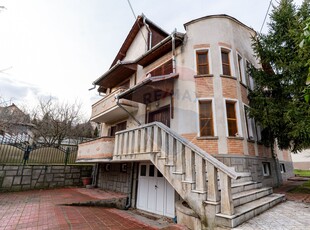 Casavila 7 camere inchiriere in Hunedoara, Deva, Centru Vechi