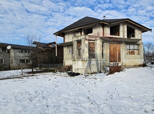 Casavila 7 camere vanzare in Brasov, Sanpetru