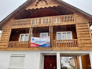 Casavila 7 camere vanzare in Maramures, Rozavlea