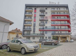 Garsoniera vanzare in bloc de apartamente Brasov, Tractorul