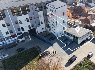 Spatiu comercial 210 mp vanzare in Stradal, Alba Iulia, Central