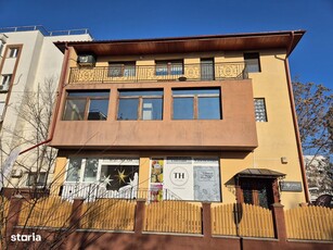 Apartament cu 3 camere în zona Astra, cod 8112