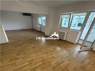 Vanzare Apartament 4 Camere Calea Mosilor