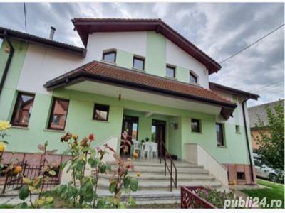 Casa in Cristian (Brasov)- luminoasa, locatie excelenta, zona linistita