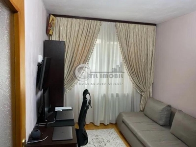 Apartament 3 camere, etaj 3, Zimbru