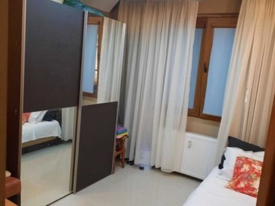 Apartament 4 camere Crangasi 4 camere Va oferim spre vanzare apartament de