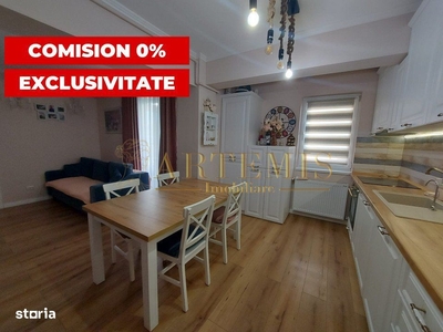 Apartament de 3 camere, terasa 125 mp., garaj, boxa, zona Regal