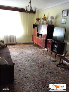 Apartament de vanzare 4 camere in Alba Iulia CENTRU