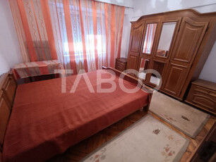 Apartament 3 camere 56mp utili mobilat utilat balcon Ampoi A