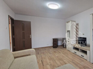 Apartament cu 3 camere, renovat, centrala proprie , AC, S...