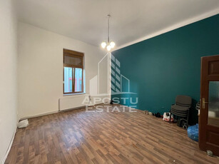 Apartament cu vedere spre strada Savoya