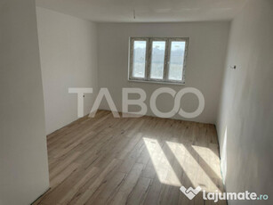 Apartament de vanzare cu 2 camere balcon - spatiu confort si