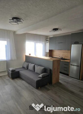 Apartament modern 3 camere, Strand, 70mp, complet utilat si