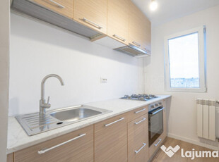 Apartament renovat complet Romancierilor