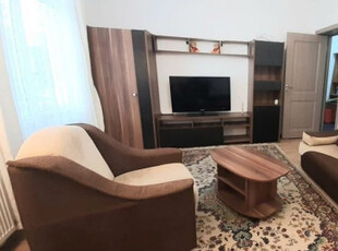 Închiriez apartament 2 camere renovat Primăverii Str Je...