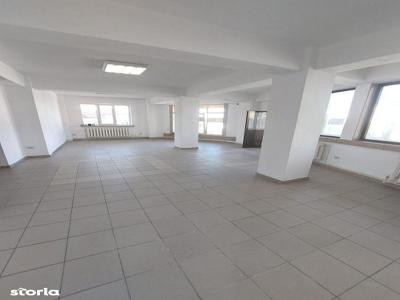 Ultracentral -bd. Mamaia , spatiu IDEAL BIROURI, 130 mp., etaj 1