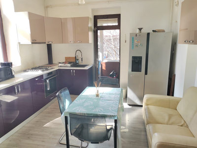 Apartament 2 camere de vanzare 1 MAI - Bucuresti