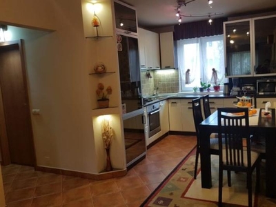 Apartament 3 camere, cart. Manastur, zona La Terenuri