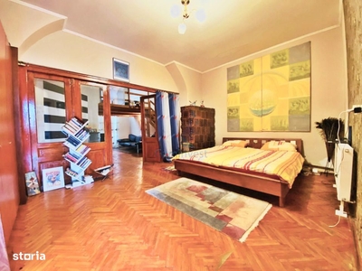 Apartament cu 2 camere, ultracentral de vanzare, Oradea V3051