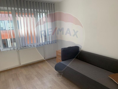 Apartament cu 4 camere de inchiriat in zona Grigorescu